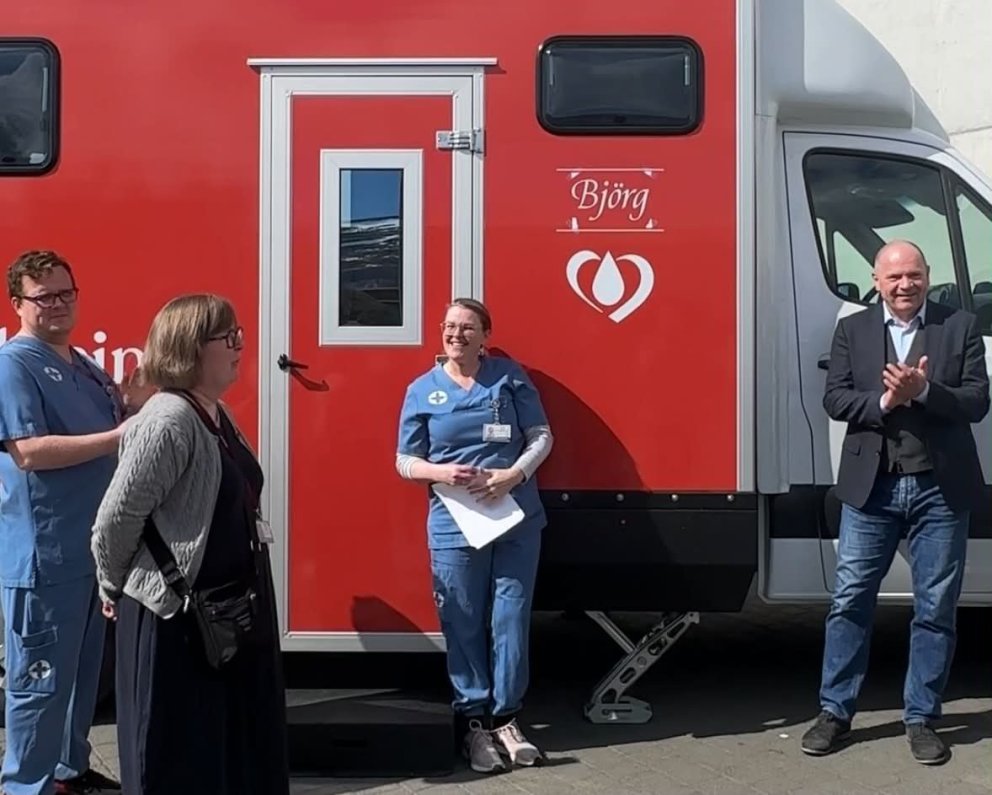 Nýr Blóðbankabíll hefur litið dagsins ljós og hlotið nafnið Björg