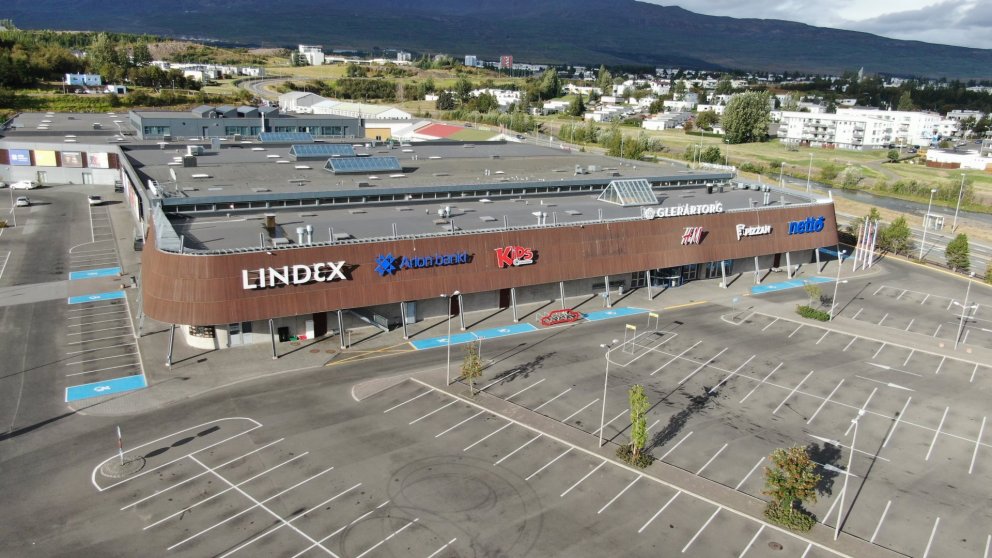 Atkvæðagreiðsla utan kjörfundar á Glerártorgi.