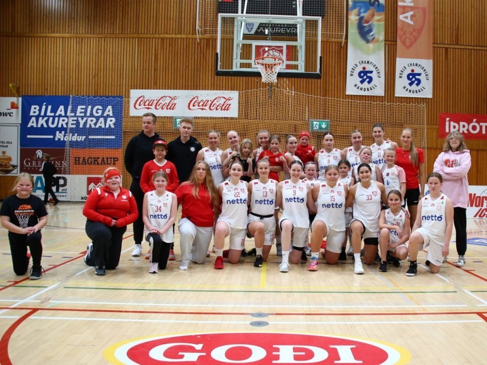 Leikmenn úr karla og kvennaliði Þórs verða við Nettó laugardaginn 7. október milli 13 og 15.